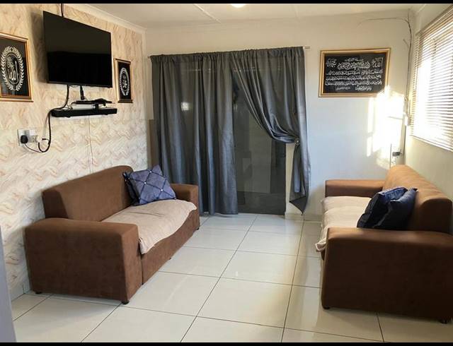 3 BEDROOM PROPERTY TO RENT IN NEW WOODLANDS